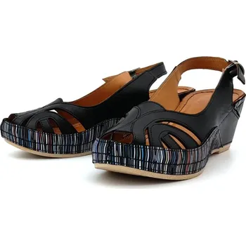 Dámské sandále Dámské kožené sandále 1526 501/561 černé Iberius Barva: černá, Velikost: 42