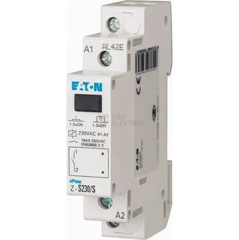 Krokové relé -- při impulsu zůstává v poloze sepnuto resp. rozepnuto