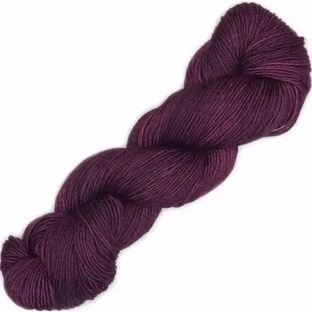Příze Symfonie Yarns Viva SS1023 Mahagonová (Ručně barvená příze Viva 1023 Mahogany)