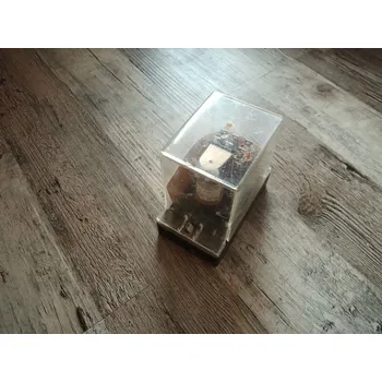 Relé ZPA Relé RP 100 KB 220V / 12V / 110V 3P spínání kontaktů Varianta: RP 100 48V SS 3P