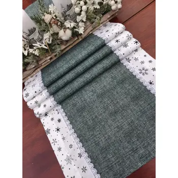 Vánoční dekorace Běhoun vánoční - temně zelená lemovaná zelenými vločkami na bílé