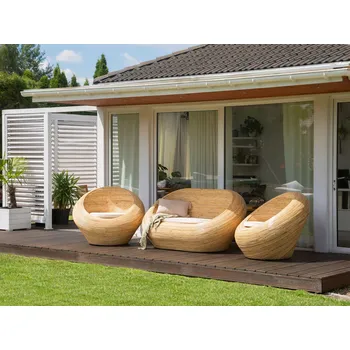 Zahradní pohovka Zahradní pohovka přírodní ratan s béžovým polštářem 2místná interiér exteriér boho styl Beliani