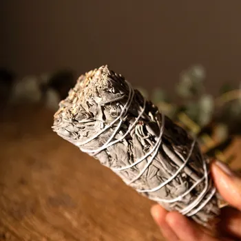 Svazek Bílá šalvěj 35g bylinné vykuřovadlo