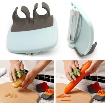 Kuchyňská škrabka Škrabka na zeleninu a ovoce s úchyty na prsty - černá a modrá