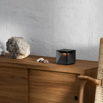 Venkovní osvětlení Sigor Nabíjecí stolní lampa Nutalis LED, půlnoční černá, IP54, stmívatelná - Délka nabíjecího kabelu 120 cm 1 x 2,8 W LED - Doprava zdarma