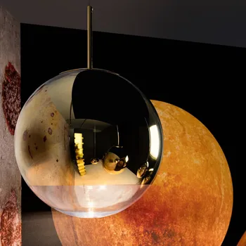 Tom Dixon Mirror Ball LED závěsná lampa Ø 25 cm zlatá - Délka kabelu 250 cm zlato 1 x 6 W LED - Doprava zdarma
