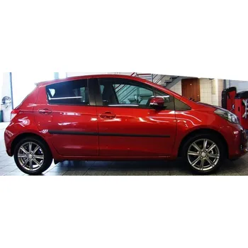 Lišta karosérie Boční lišty dveří Toyota Yaris 5D od 2011 - 2013