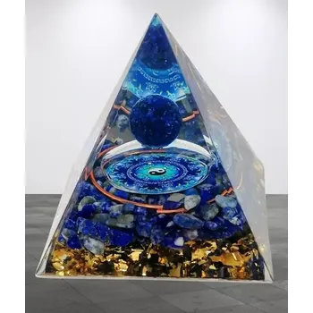 Orgonitová pyramida s lapisem lazuli a symbolem JIN JANG