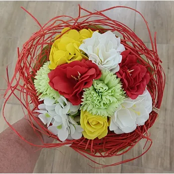 umělá květina RV studio Louny s.r.o. Mýdlová kytice mix 9 květů - 1ks Barva: Červená