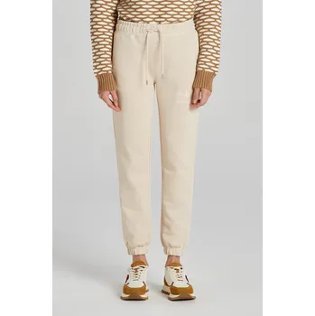 TEPLÁKY GANT REG TONAL SHIELD SWEATPANTS SOFT OAT