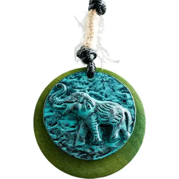 Náhrdelník Přívěskynakrk.cz Dřevěný náhrdelník LUCKY