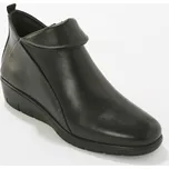 Kotníkové kožené kozačky na klínové podrážce černá 39