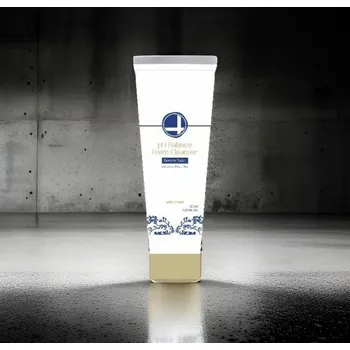 Wellfort pH Balance Foam Cleanser 120ml + DÁREK