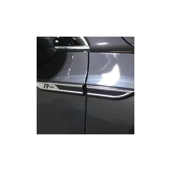 Znak automobilu R LINE černý znak na blatník a dveře VW Passat B8 včetně Facelift -- od roku výroby 2015- / 2019-