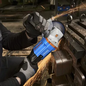 Narex EBU 15 - 16 C v akci