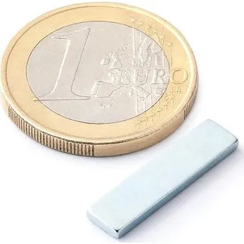 Dekorativní magnet Neodymový magnet kvádr 20 × 5 × 1,5 mm, pozinkovaný, síla 1,1 kg