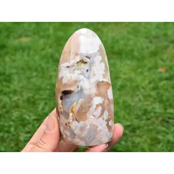 Přírodní kámen Dekorační achát 381g