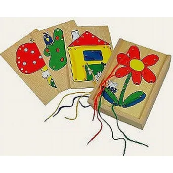 Dřevěná hračka DŘEVO Destička provlíkací