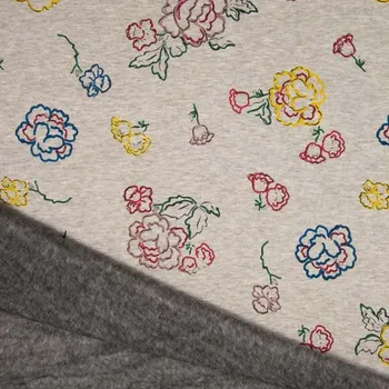 Warmkeeper šedý, květinový motiv, š.145