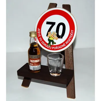 Žertovný předmět Stojan s panákem a flaštičkou k výročí narození