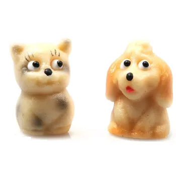 Jedlá dekorace na dort Frischmann Pejsek a kočička marcipánová figurka na dort