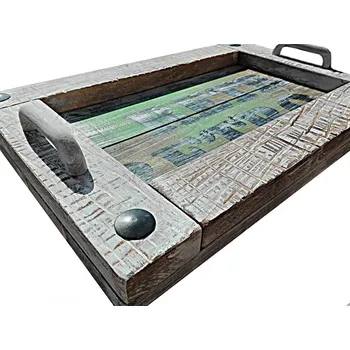 Rustikální tác s masivním okrajem a kovanou ozdobou