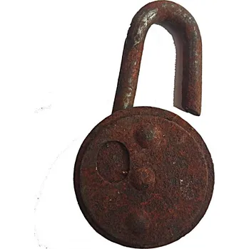 Visací zámek Starý kovový visací zámek s patinou