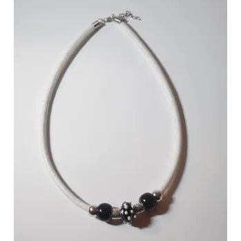 Náhrdelník Náhrdelník s vinutkou - bílá/černá1