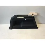 Vnitřní bok zavazadlového prostoru L. VW Touareg III. 2018 - >