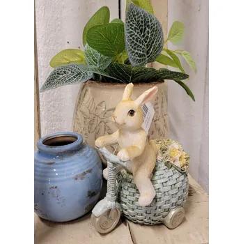 Dekorace soška králík na vajíčku tříkolce - 11*8*13 cm