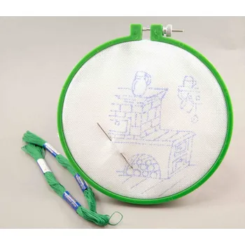 Výtvárné potřeby Dětská předloha na vyšívání s plastovým rámečkem - pec - průměr 15 cm
