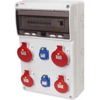 Rozvaděč Zásuvková skříň IP54 2x230V/16A, 2x400V/16A/5p, 2x400V/32A/5p s jištěním 2xPL7-B16/1, 1xPL7-B16/3, 1xPL7-B32/3 a proudovým chráničem PF7-40/4/003-A 500x330x155mm Famatel ZSF20202000.1 /3952