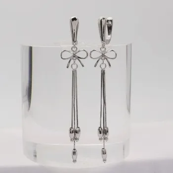 Náušnice Stříbrné náušnice s klasickým zapínáním