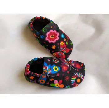 Capáčky Capáčky barevní motýlci velikost: 11 - 14,5cm (340,- Kč)