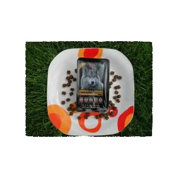 Pamlsek pro psa Alpha Spirit Semi-Moist Complete Free Range Poultry 200 g