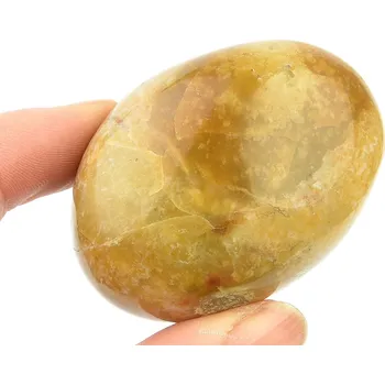 Přírodní kámen Zelený opál z Madagaskaru 73g