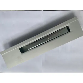 Přívěs Uzávěr bočnic s lemem 350 mm pravý na platformu (Rydwan)