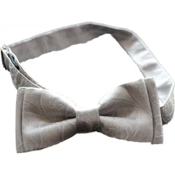 Motýlek HEDVA ČESKÝ BROKÁT Motýlek ČH 700 listy stříbrná