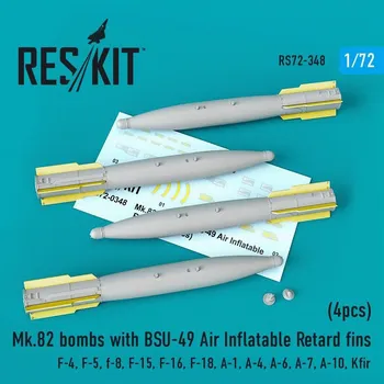 Plastikový model Reskit 1/72 Mk.82 bombs w/ BSU-49 Air Inflat.Retard fins