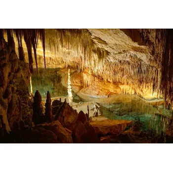 Fototapeta DIMEX | Vliesová fototapeta Přírodní jeskyně MS-5-1747 | 375 x 250 cm| krémová, žlutá, hnědá + Vliesová fototapeta na stěnu DIMEX Přírodní jeskyně MS51747 v rozměru 375 x 250 cm + lepidlo zdarma