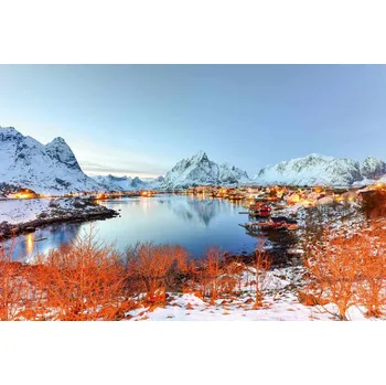Fototapeta DIMEX | Vliesová fototapeta Zima v Reine MS-5-1810 | 375 x 250 cm| modrá, bílá, oranžová + Vliesová fototapeta na stěnu DIMEX Zima v Reine MS51810 v rozměru 375 x 250 cm + lepidlo zdarma