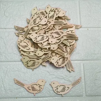 Velikonoční dekorace Ptáček přízdoba dřevo 40ks/6,5cm natural (554045)