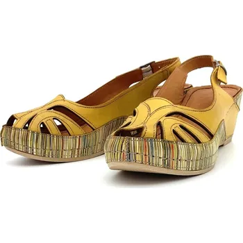 Dámské sandále Dámské kožené sandále 1526 499/564 žluté Iberius Barva: žlutá, Velikost: 39