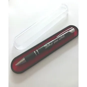 Pero pro pana učitele v dárkové krabičce