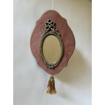 Rám na obraz ZLATÝ RÁMEČEK NA FOTO OVÁL - RŮŽOVÝ SAMET