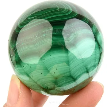 Přírodní kámen Malachitová koule leštěná z Konga 223g