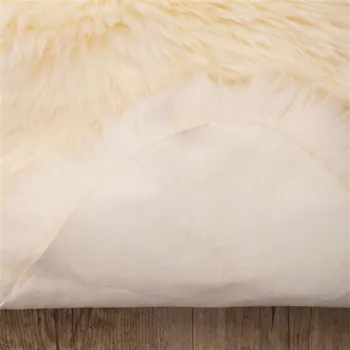 Koberec KOŽEŠINA PŘÍRODNÍ OVČÍ KŮŽE DVOJITÁ 180X60