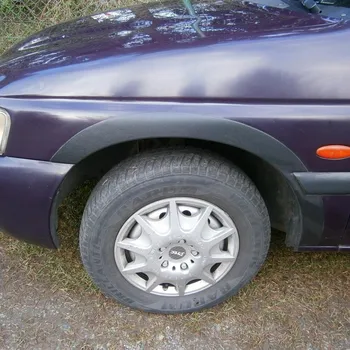 Blatník karosérie Plastové lemy blatníku Ford Escort 1990-2000 3dv hatchback cabrio