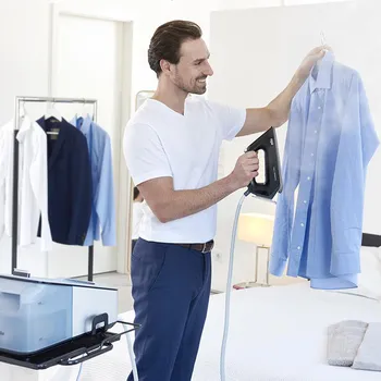 lehká žehlička Braun CareStyle 7 Pro IS 7156 BK