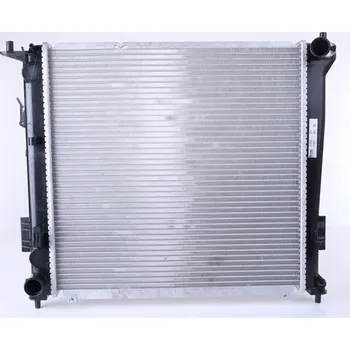 Motor automobilu Chladič, chlazení motoru NISSENS 675016